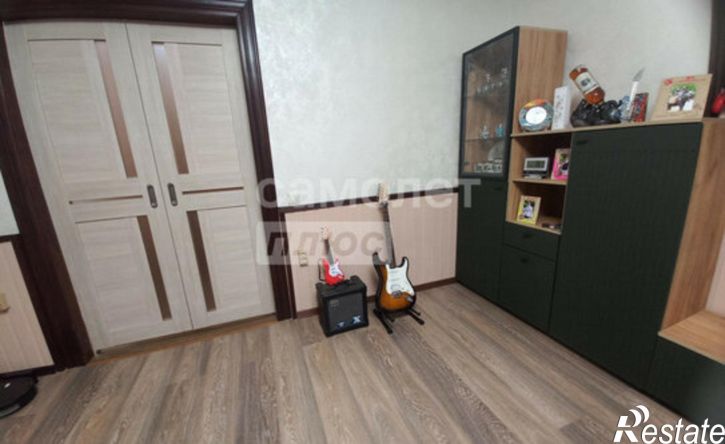 3-комн квартира Пионерская улица, 379/2,  д. 379/2