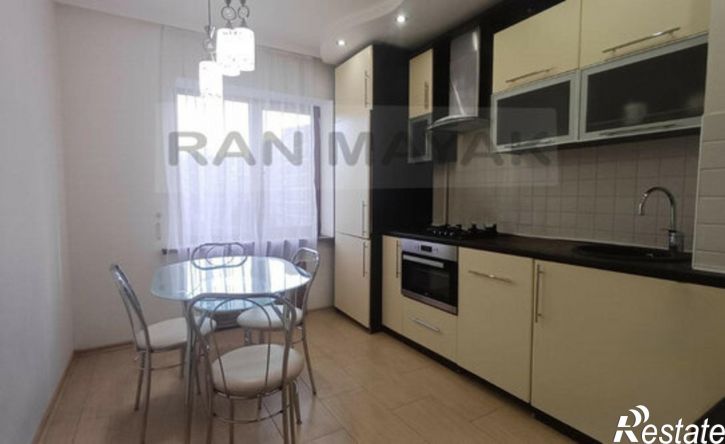 3-комн квартира улица 12 Марта, 144/3,  д. 144/3