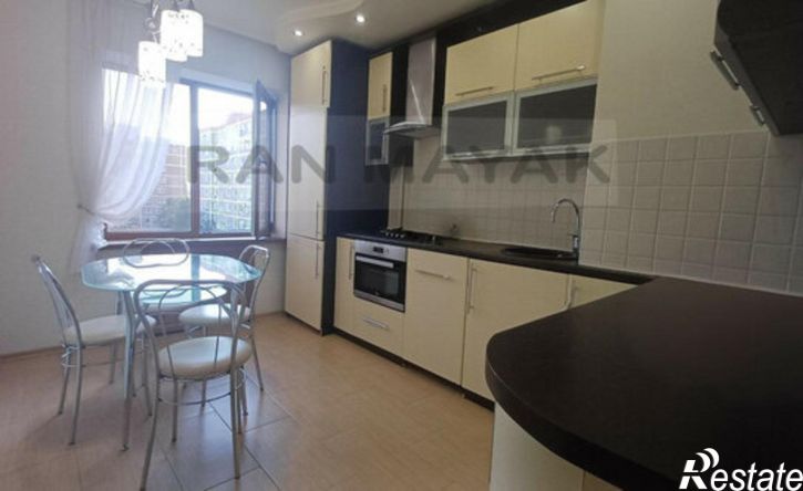 3-комн квартира улица 12 Марта, 144/3,  д. 144/3