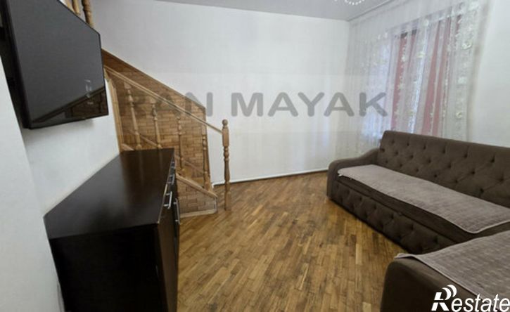 3-комн квартира Майкопская улица, 121,  д. 121