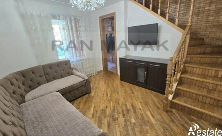 3-комн квартира Майкопская улица, 121,  д. 121