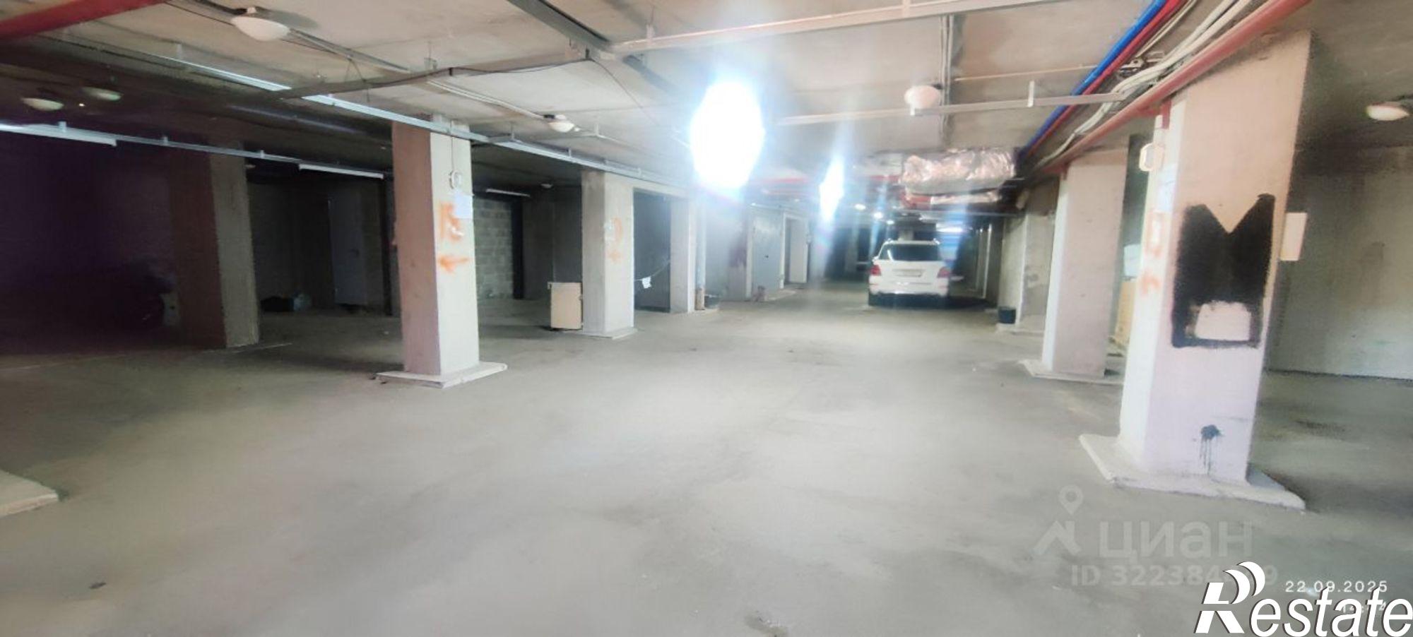 Купить гараж, место в паркинге за 560 000 рублей на Депутатская улица, 25