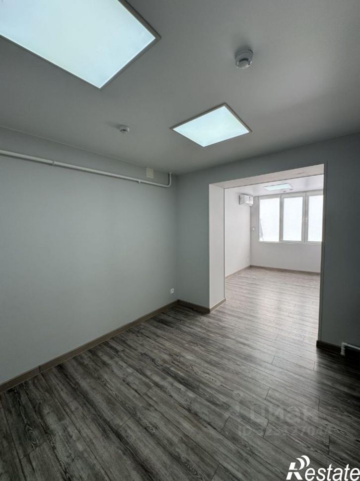 Помещение свободного назначения Пролетарская улица, 445 443,  д. 445 443