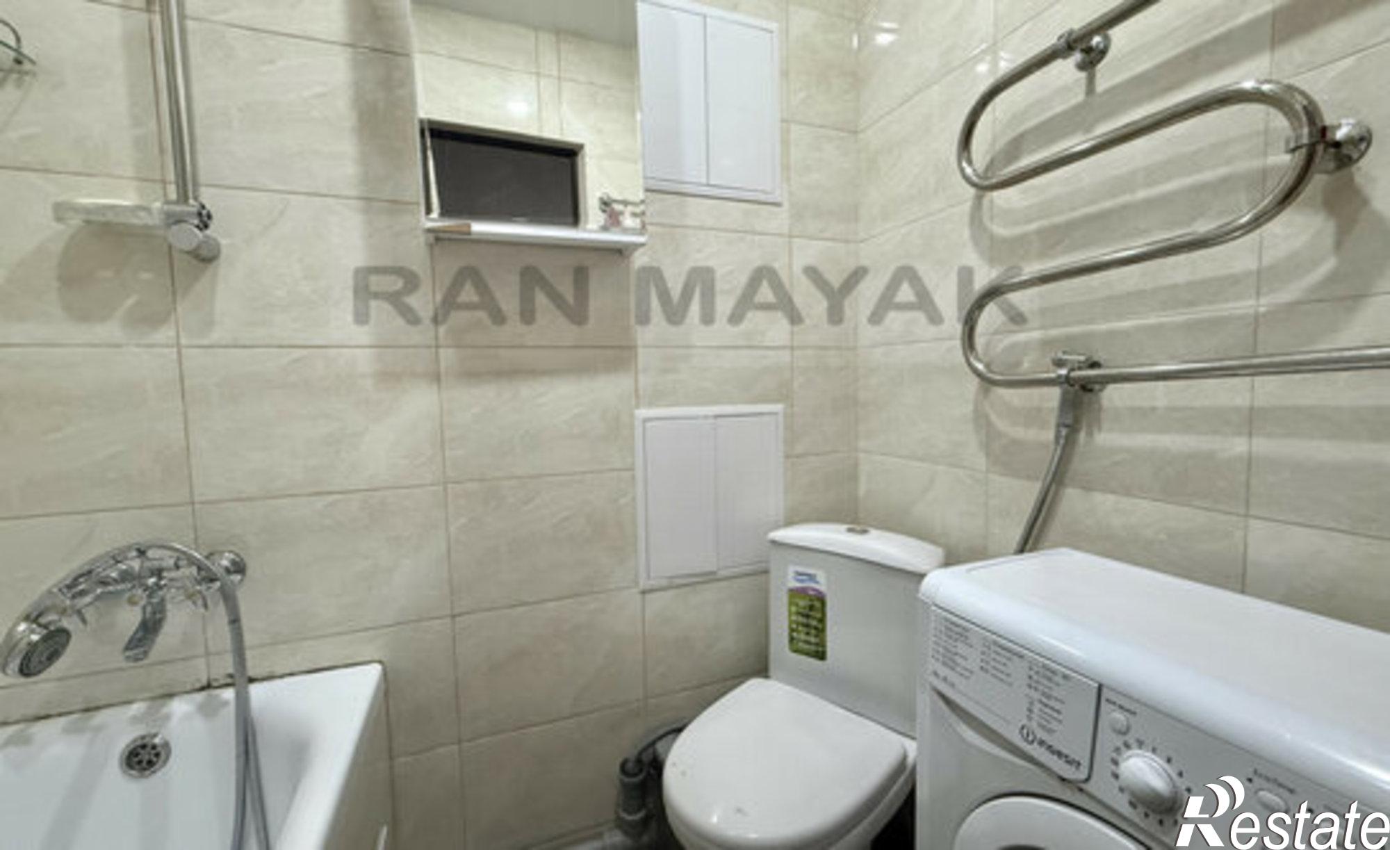 Купить квартиру за 3 950 000 рублей на улица Коммунаров, 123