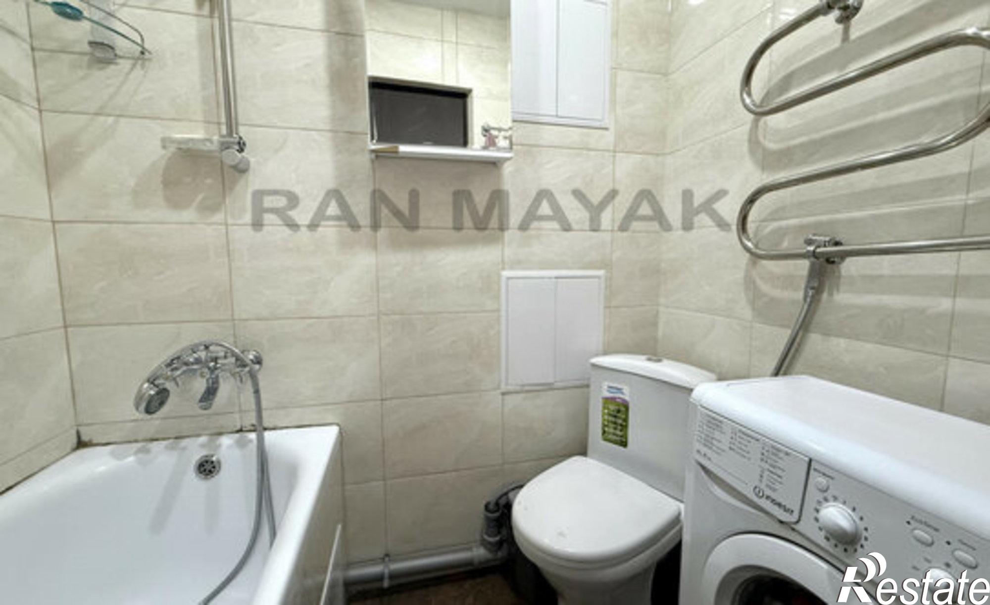 Купить квартиру за 3 950 000 рублей на улица Коммунаров, 123