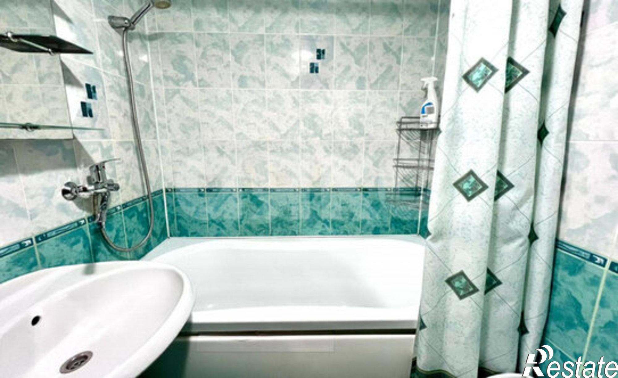 Купить квартиру за 6 300 000 рублей на улица 12 Марта, 134/1