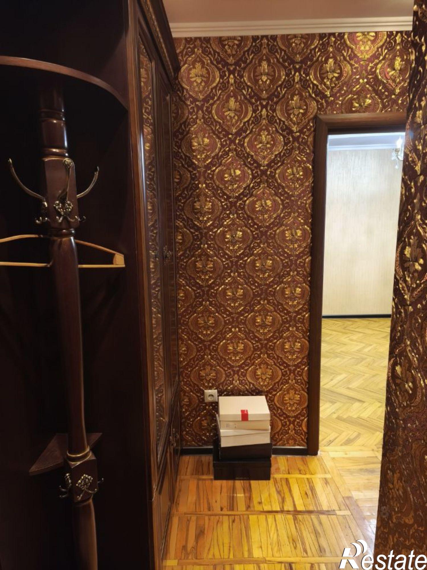 Сдать квартиру за 40 000 рублей на ул Краснооктябрьская, 31