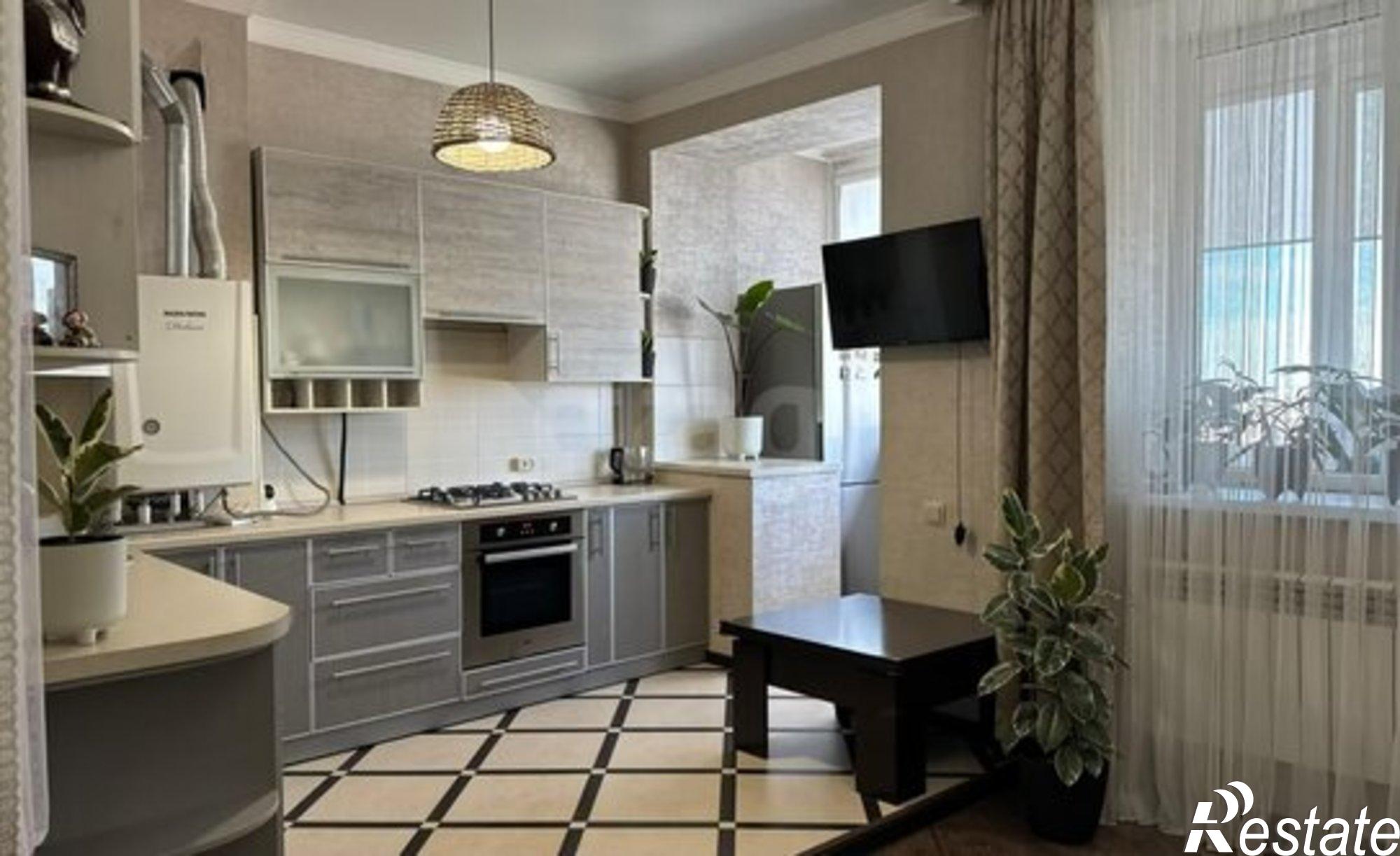 Купить квартиру за 5 400 000 рублей на ул Кооперативная, 98