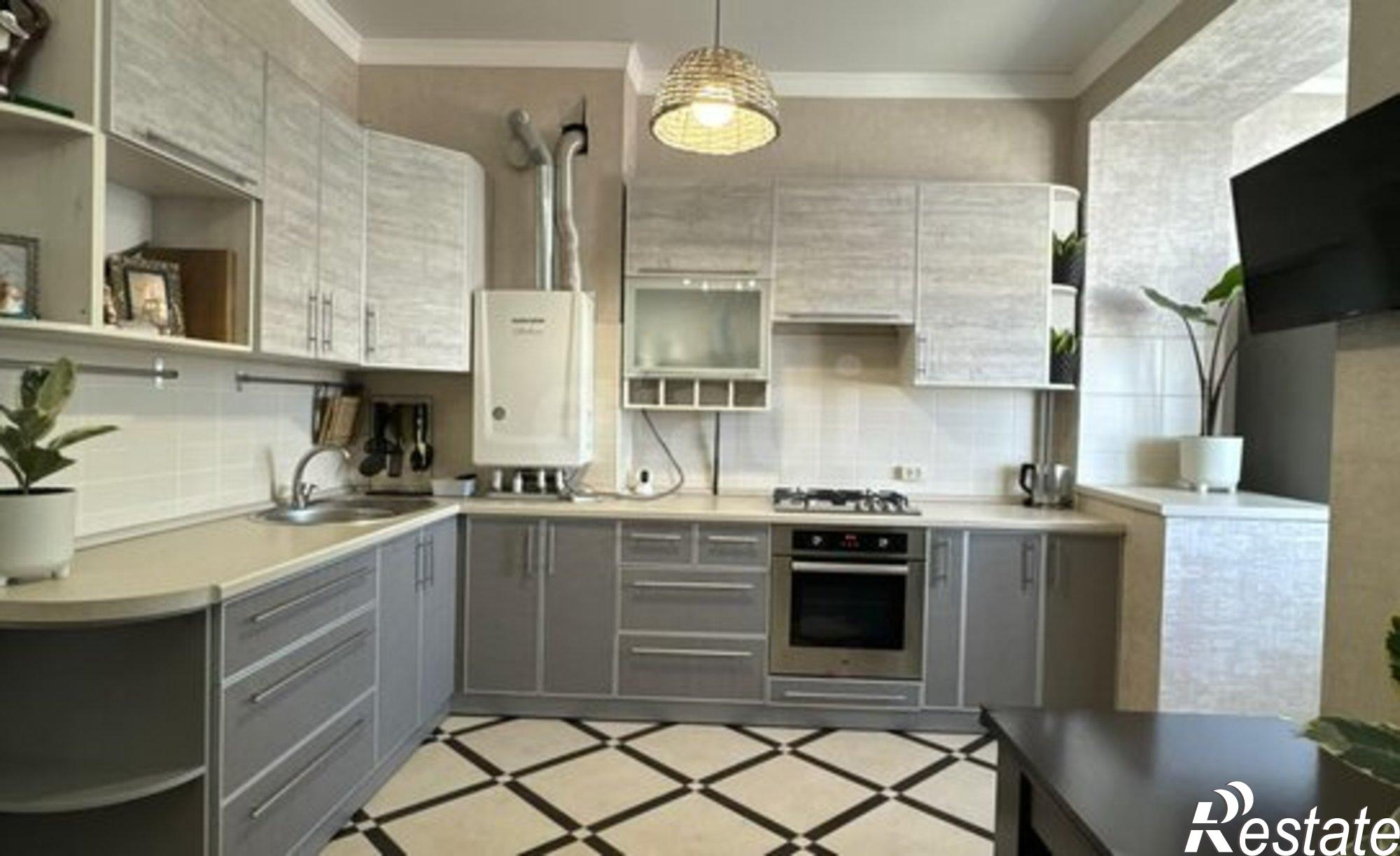 Купить квартиру за 5 400 000 рублей на ул Кооперативная, 98