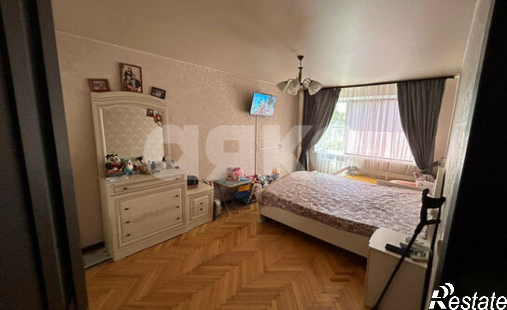 Купить квартиру за 5 000 000 рублей на Краснооктябрьская улица, 67