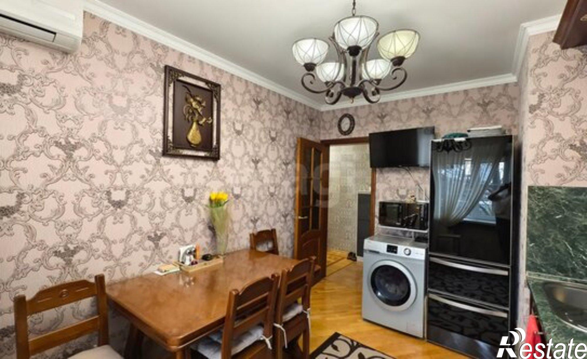 Купить квартиру за 7 600 000 рублей на ул Крестьянская, 451