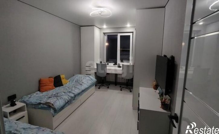 3-комн квартира ул Михайлова, 3,  д. 3