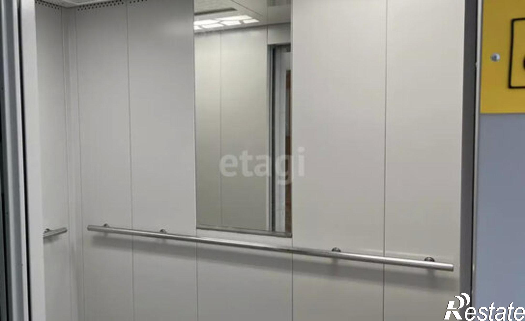 Купить квартиру за 5 300 000 рублей на ул 12 Марта, 160