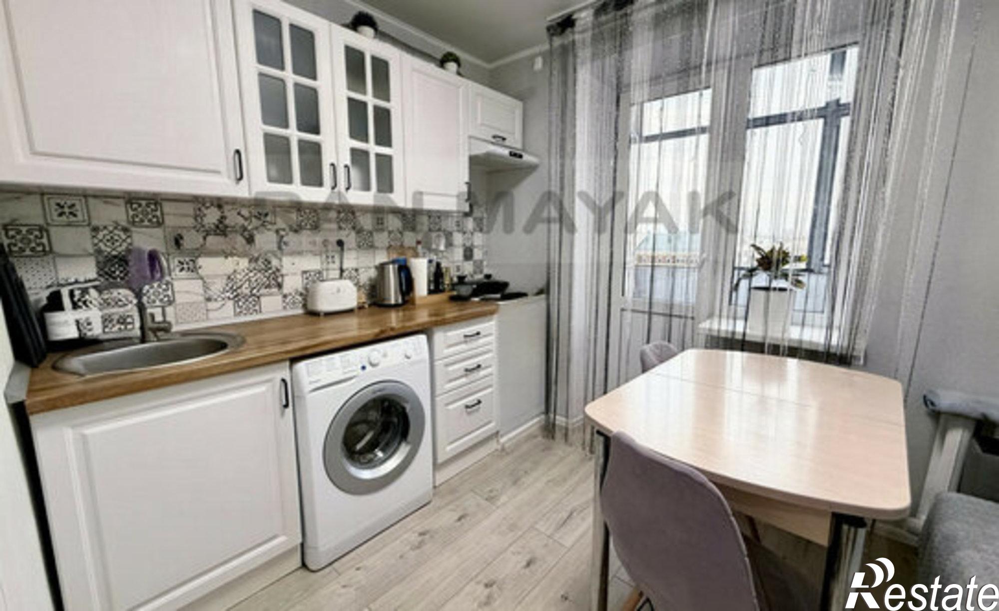 Купить квартиру за 4 100 000 рублей на улица Димитрова, 10