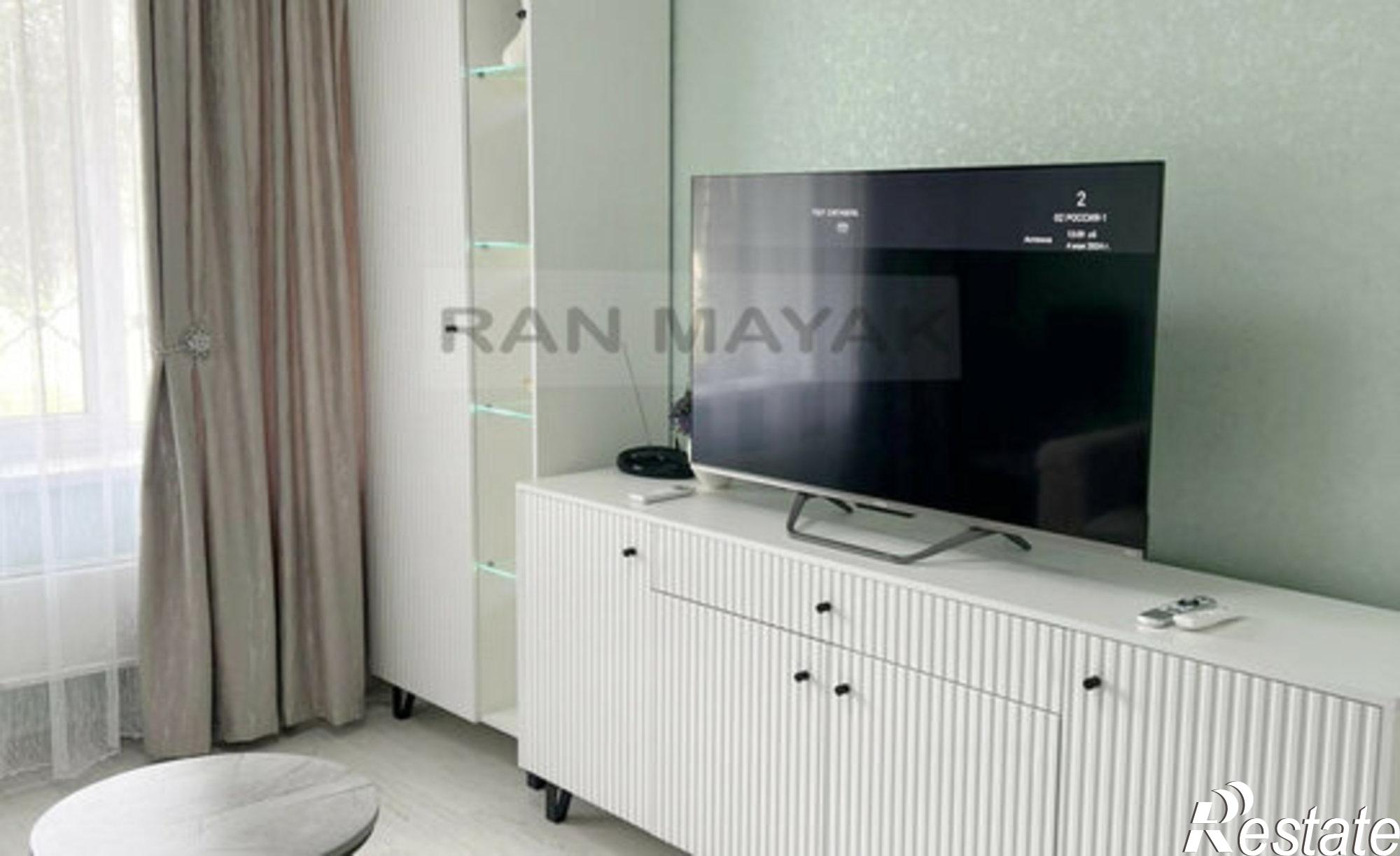 Купить квартиру за 5 300 000 рублей на улица Горького, 196