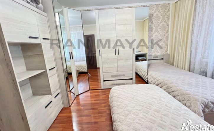 2-комн квартира ул 12 Марта, 144 3,  д. 144 3,  к. 3