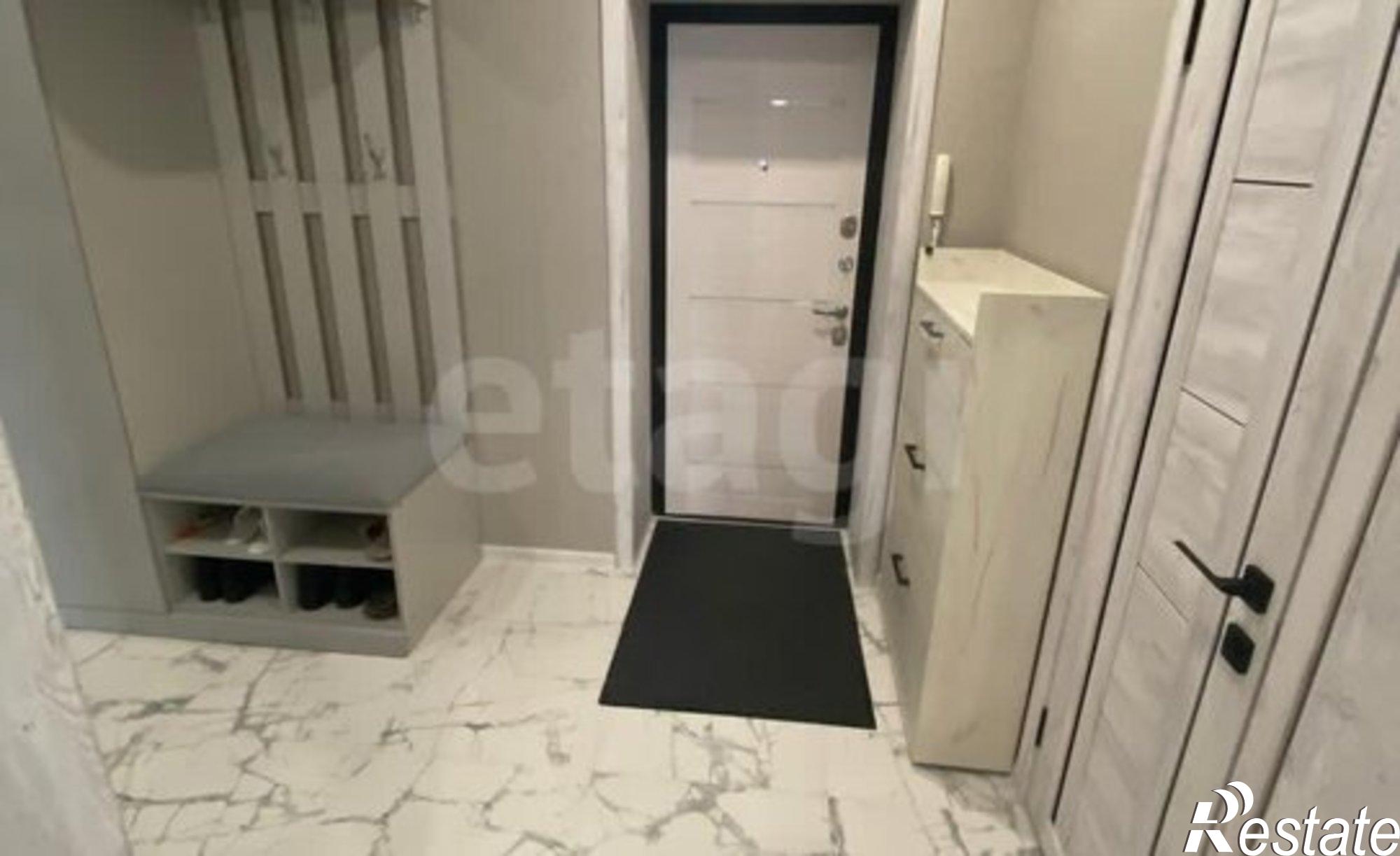 Купить квартиру за 9 800 000 рублей на ул Пионерская, 530