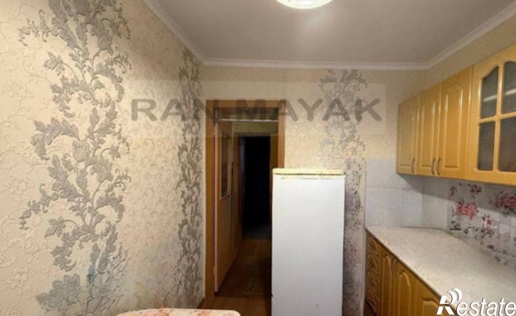 2-комн квартира улица 8 Марта, 1,  д. 1