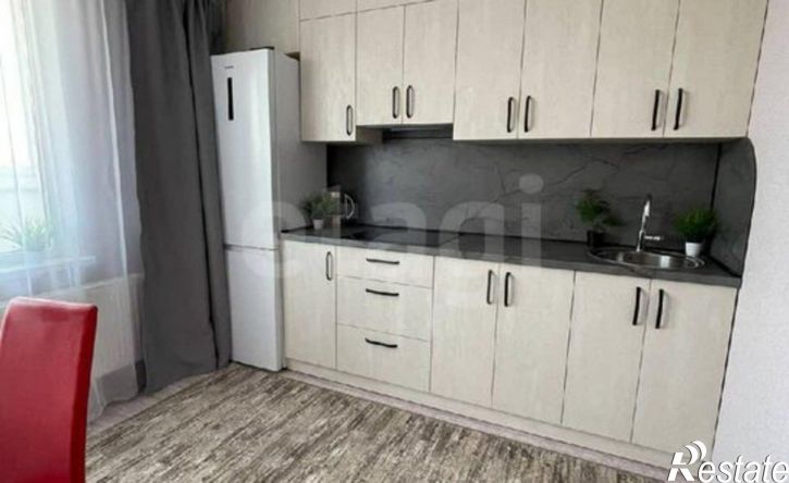 1-комн квартира улица 12 Марта, 160,  д. 160