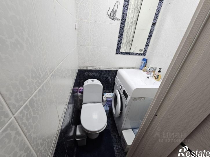 2-комн квартира улица 3-го Интернационала, 445,  д. 445