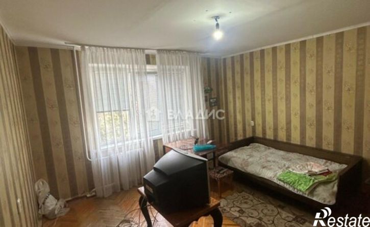 2-комн квартира улица 8 Марта, 1,  д. 1