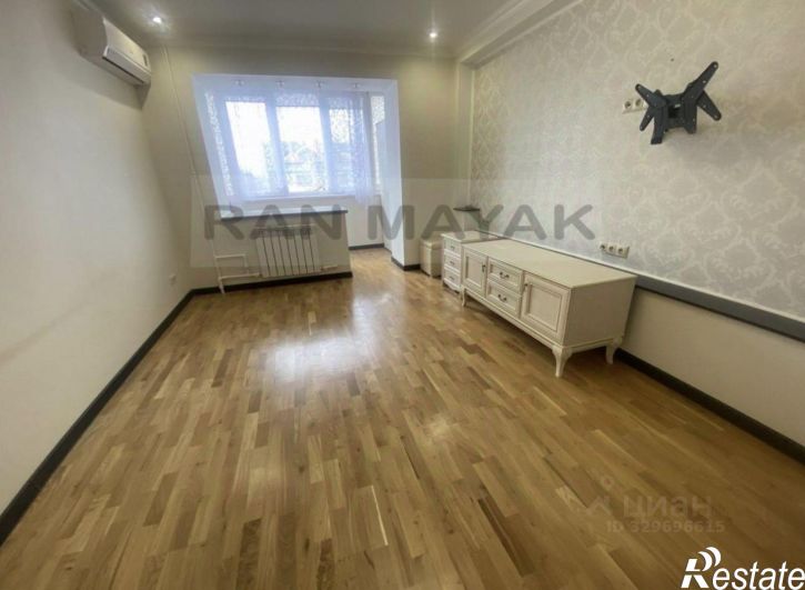 2-комн квартира улица Кольцова, 110,  д. 110