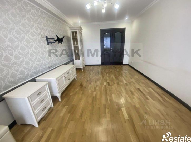 2-комн квартира улица Кольцова, 110,  д. 110