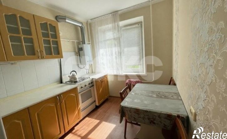 2-комн квартира ул 8 Марта, 1,  д. 1