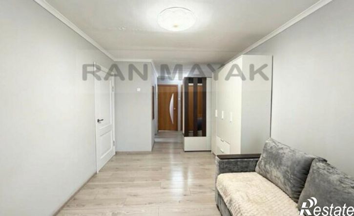 3-комн квартира ул Кирпичная, 82,  д. 82