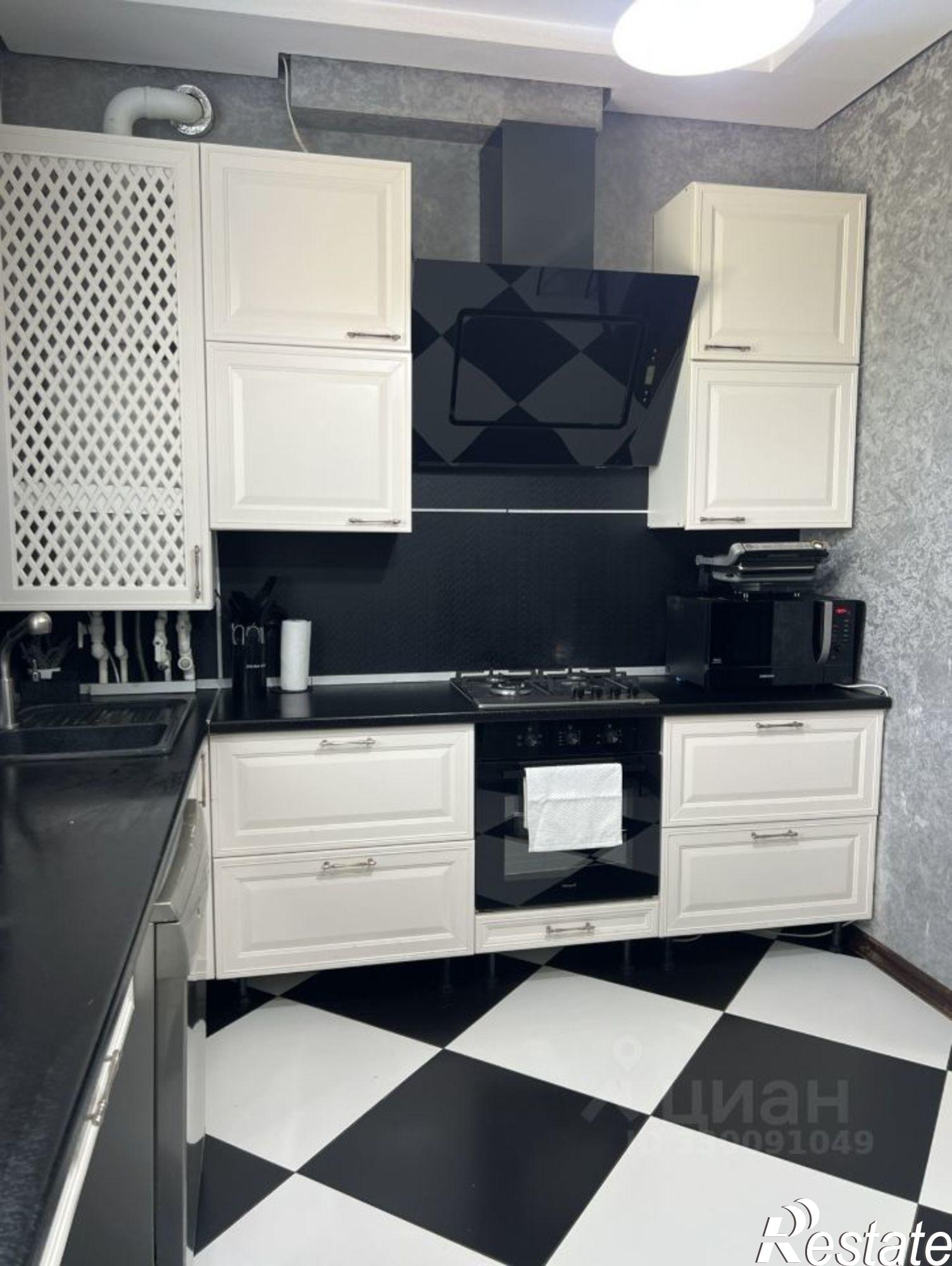 Купить дачу, дом, коттедж за 13 495 100 рублей на улица 12 Марта, 145
