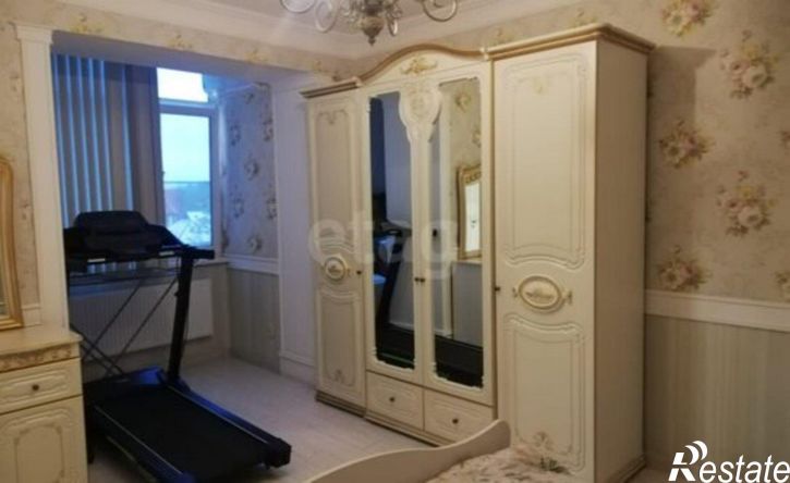 3-комн квартира улица 3-го Интернационала, 165,  д. 165
