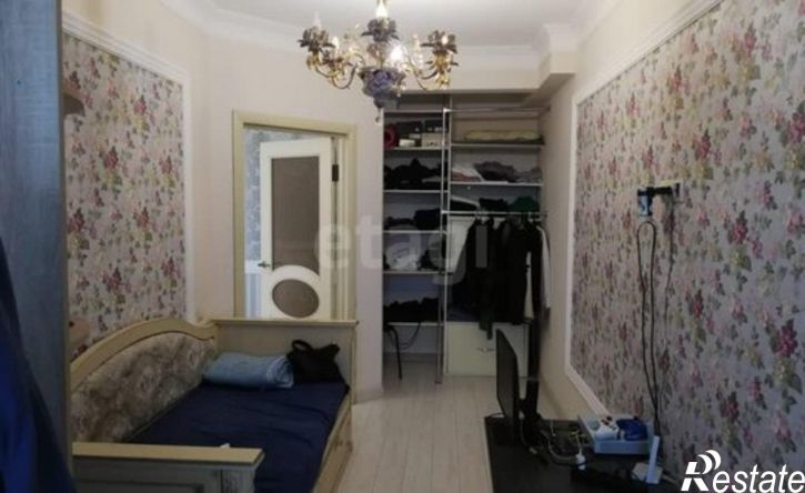 3-комн квартира улица 3-го Интернационала, 165,  д. 165