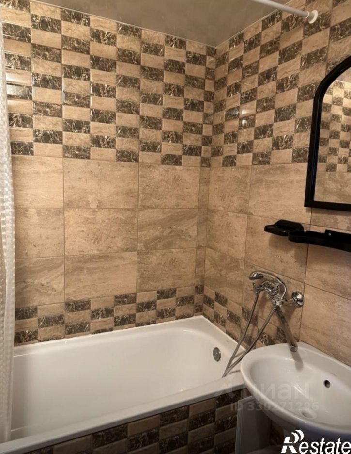 3-комн квартира Пионерская улица, 411,  д. 411
