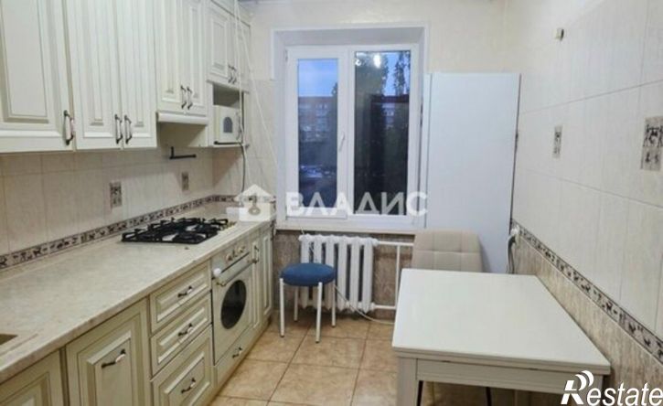 3-комн квартира улица 12 Марта, 130 к2,  д. 130 к2