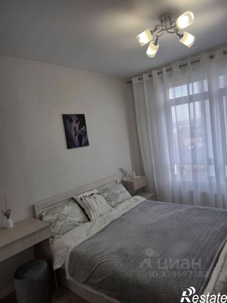 1-комн квартира улица Гагарина, 1,  д. 1