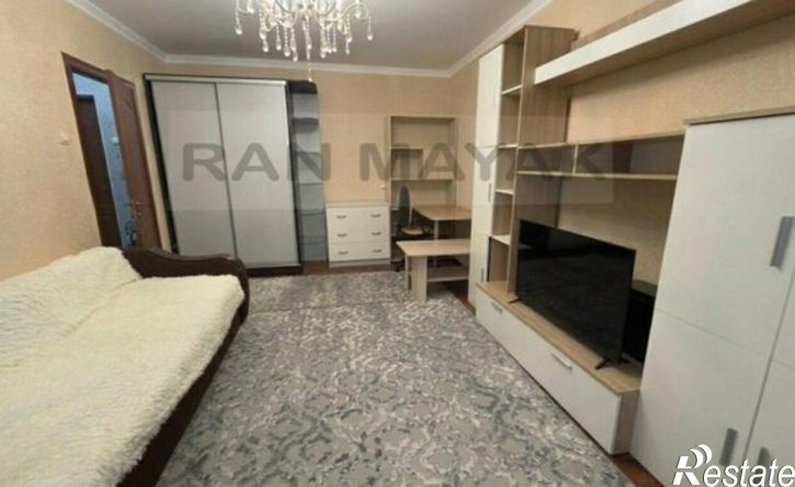 2-комн квартира Кооперативная улица, 76,  д. 76