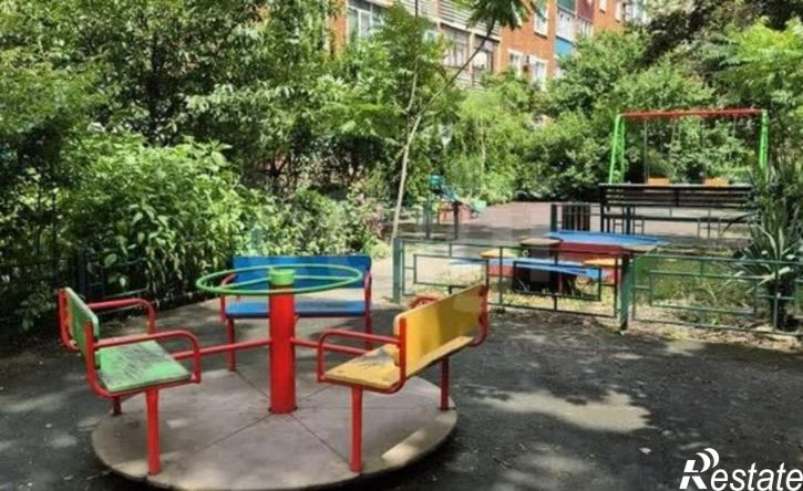 3-комн квартира ул Юннатов, 8/2,  д. 8/2