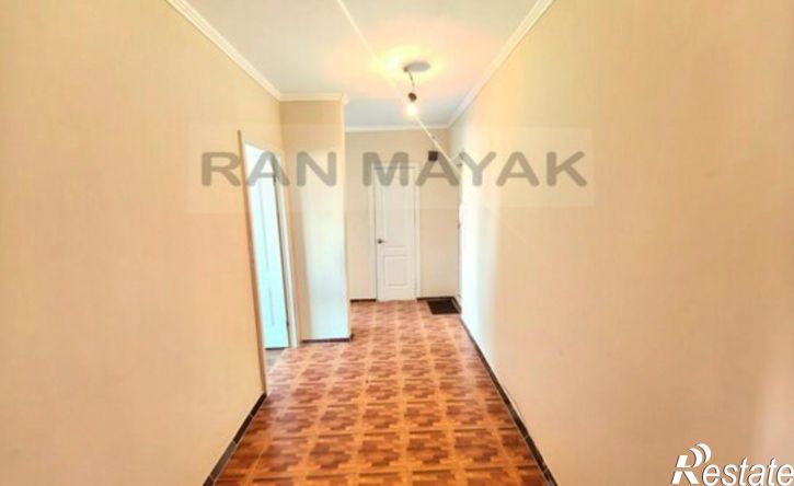 2-комн квартира улица 12 Марта, 132,  д. 132