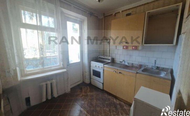 2-комн квартира ул Краснооктябрьская, 42,  д. 42