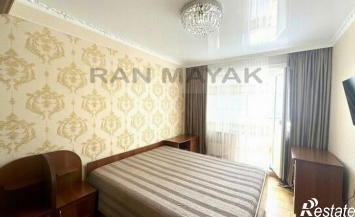 3-комн квартира улица 12 Марта, 146,  д. 146