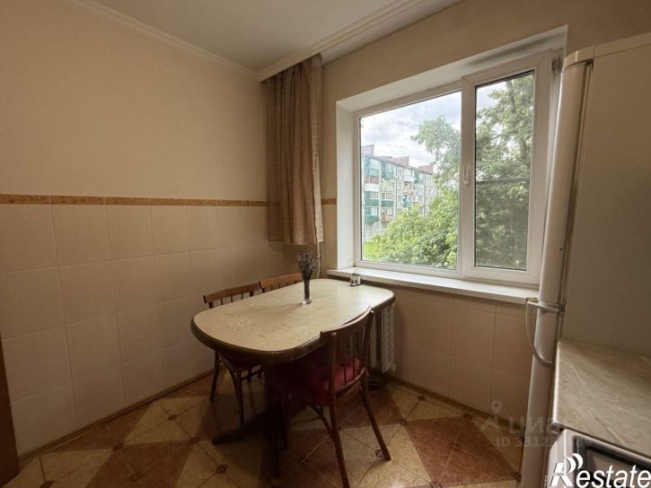 2-комн квартира улица 12 Марта, 136,  д. 136