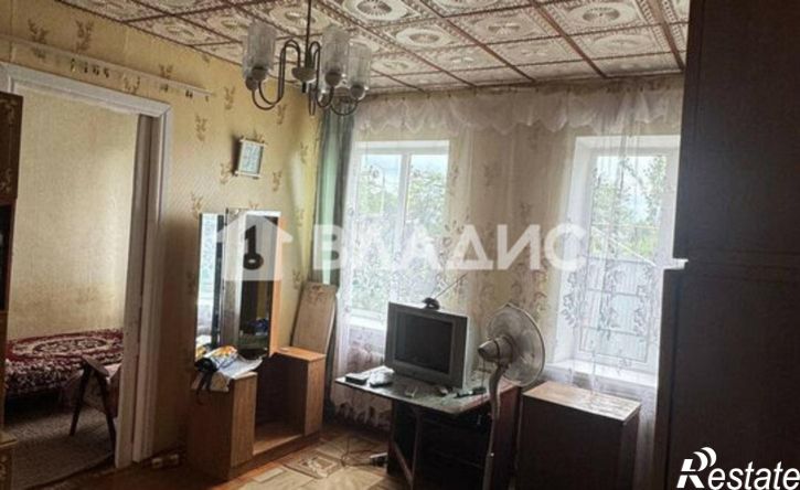 3-комн квартира Железнодорожная улица, 300,  д. 300