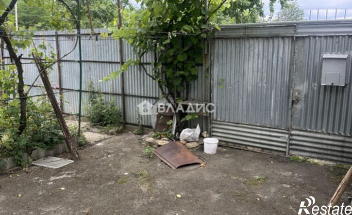 3-комн квартира Железнодорожная улица, 300,  д. 300