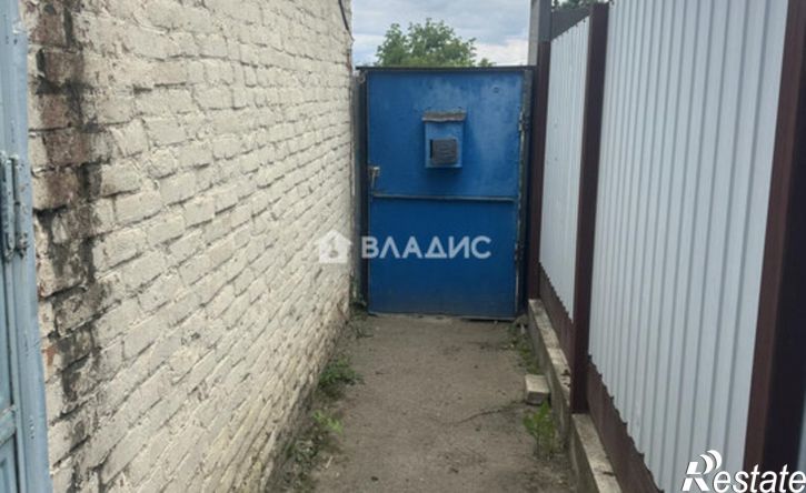 3-комн квартира Железнодорожная улица, 300,  д. 300