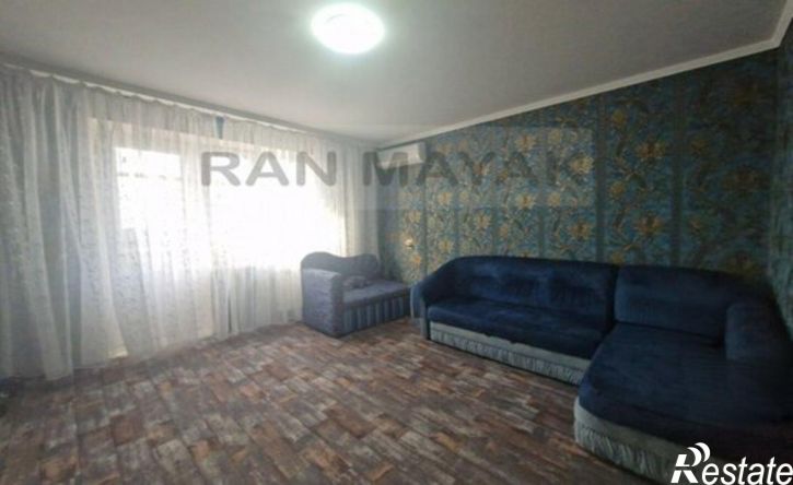3-комн квартира улица Михайлова, 13,  д. 13