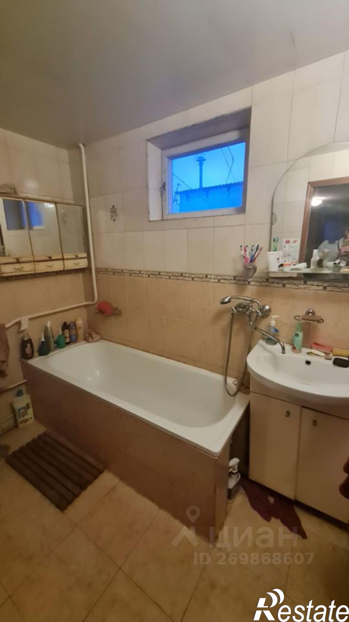 Сдать дачу, дом, коттедж за 70 000 рублей на ул Кирова, 61