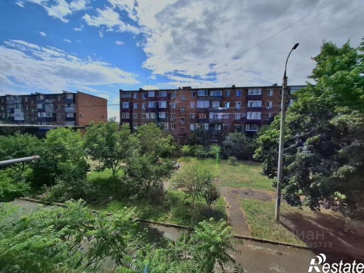 1-комн квартира улица Коммунаров, 123,  д. 123