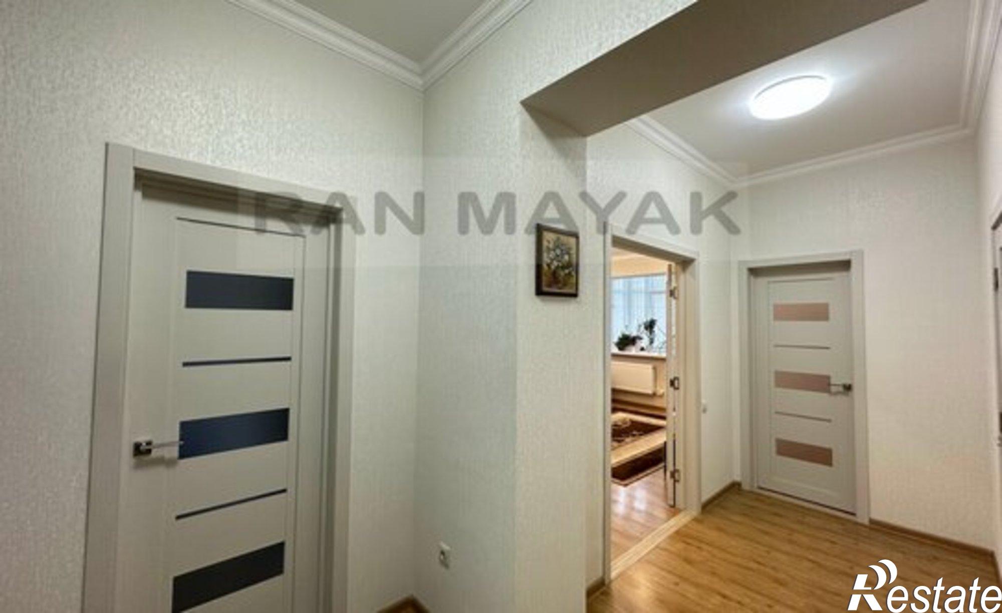 Купить квартиру за 12 500 000 рублей на Школьная улица, 166/1