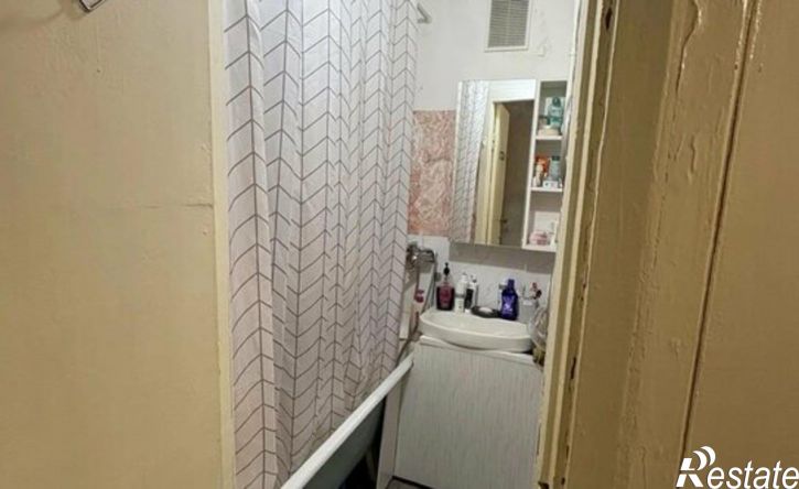 2-комн квартира 6-й переулок, 3/2,  д. 3/2