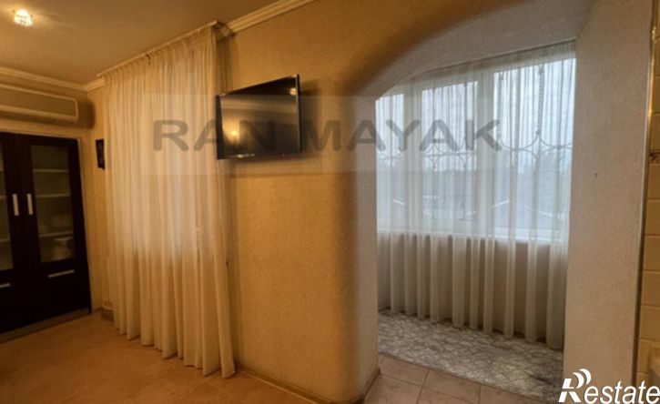 4-комн квартира Пионерская улица, 494,  д. 494